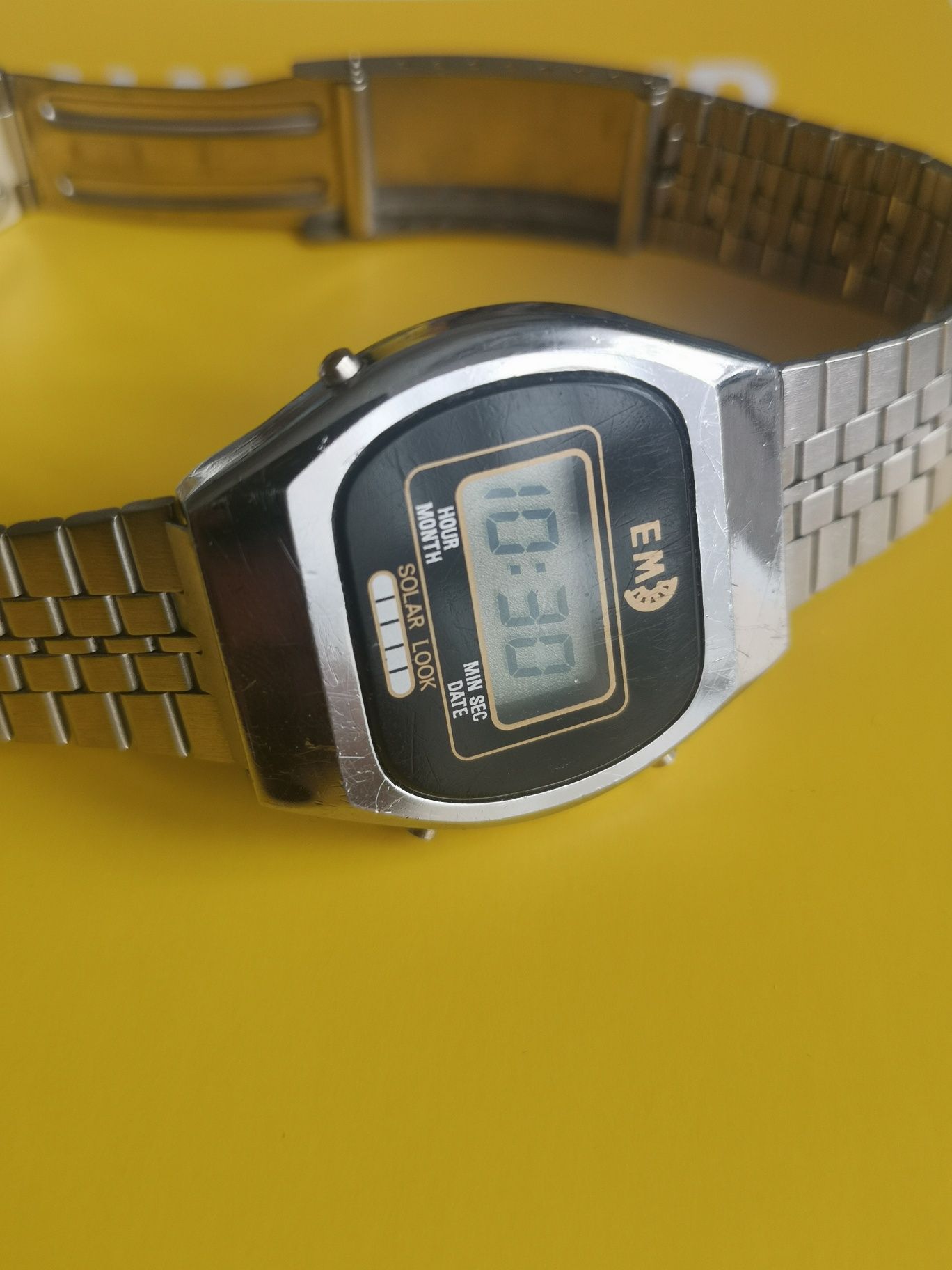 Zegarek elektroniczny PRL EM, nie Casio, Timex