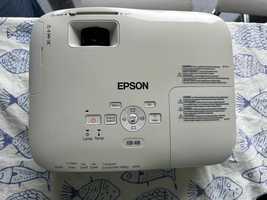 Projektor EPSON EB-X8