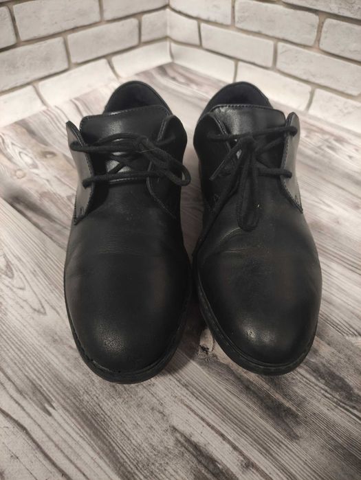 Шкіряні туфлі Clarks, розмір 39.5