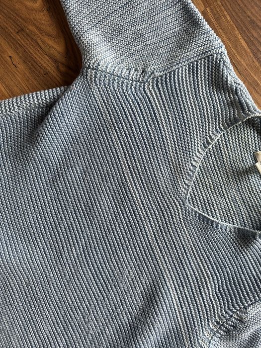 Laura Kent niebieski sweter babyblue