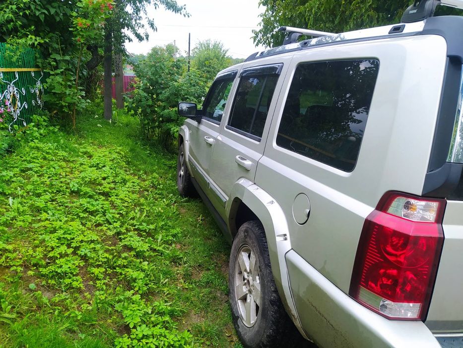Jeep Comangeer 3.0 автомат повний привід для тих в когоУБД хороша ціна