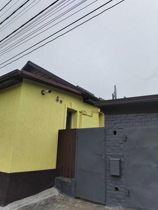 Продам будинок в центрі м.Суми. Р-н вул. Петропавлівська. А/О, ремонт.