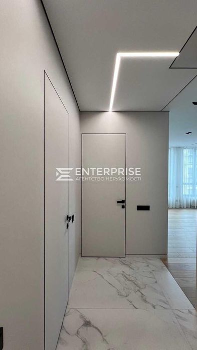 Продаж 2 кімнатної дизайнерської квартири в ЖК “Файна Таун”