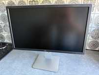 Dell UltraSharp U2714Hc – 27" 1920 x 1080 IPS – super stan matrycy