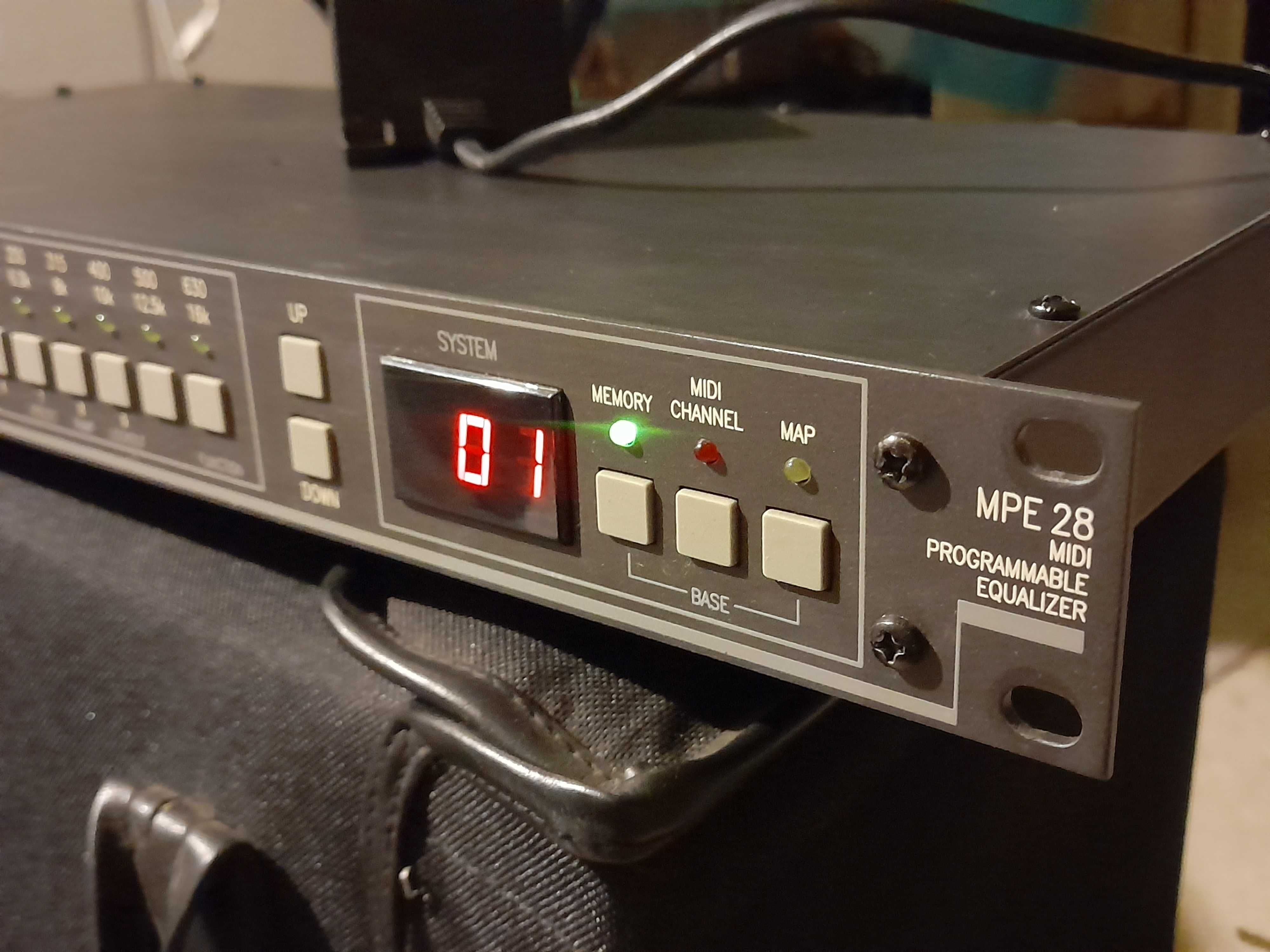 Rane MPE-28 Midi Programowalny Analogowy EQ 1994 USA (Vintage OLO)