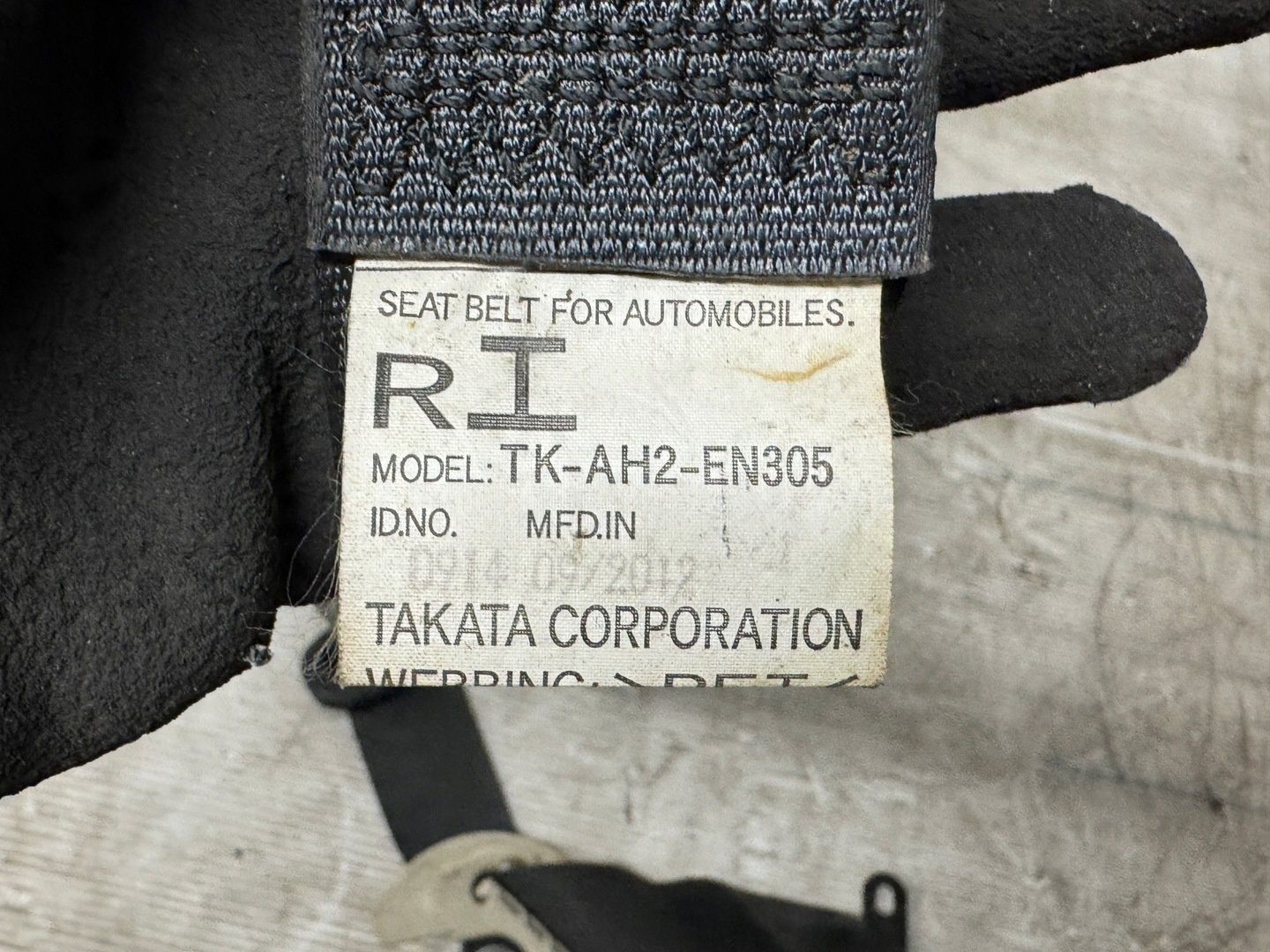MITSUBISHI OUTLANDER 3 III PAS BEZPIECZEŃSTWA LEWY PRZÓD TK-AH2-EN305