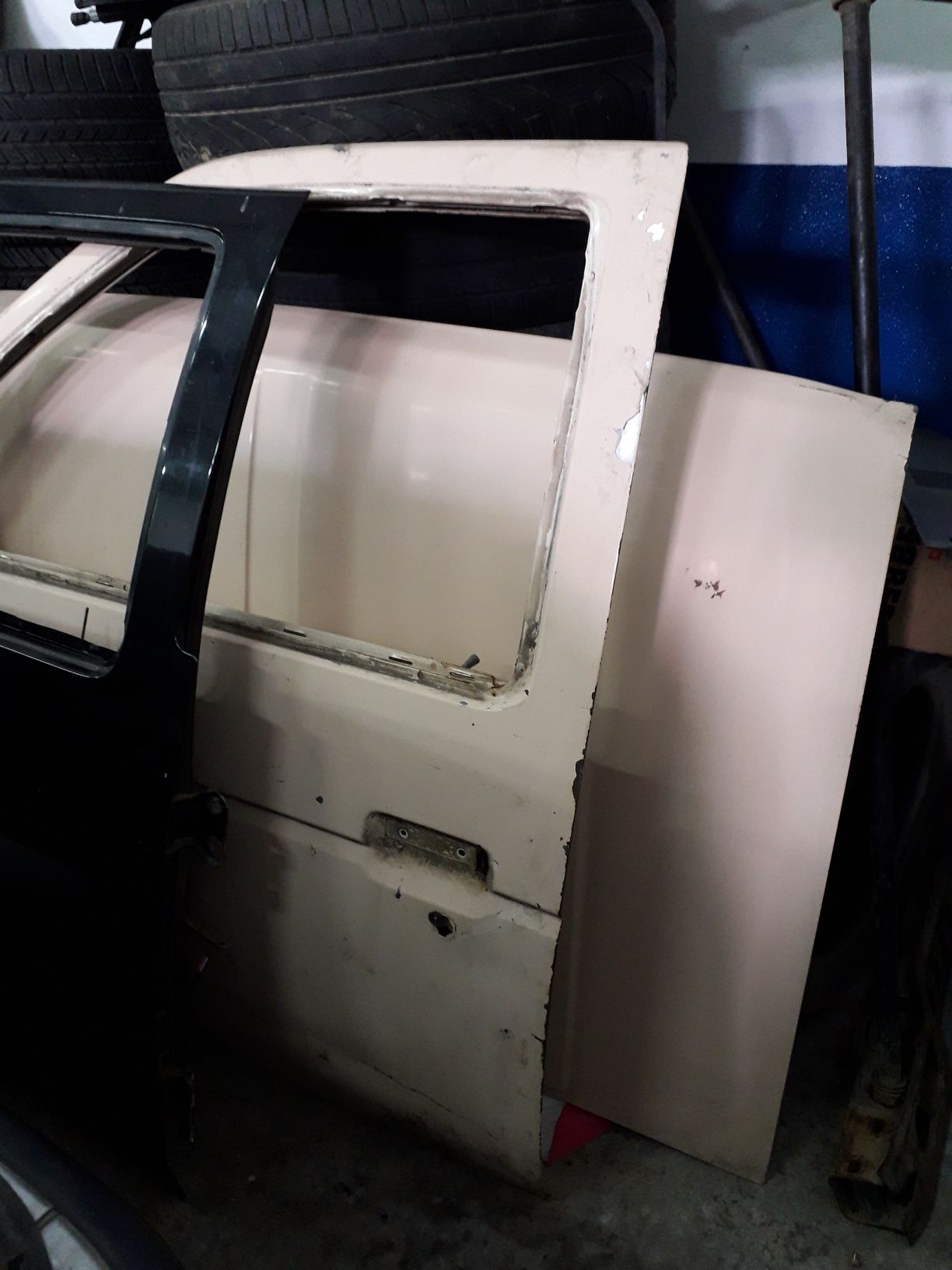 Nissan d21 King cab  vidros laterais e outros