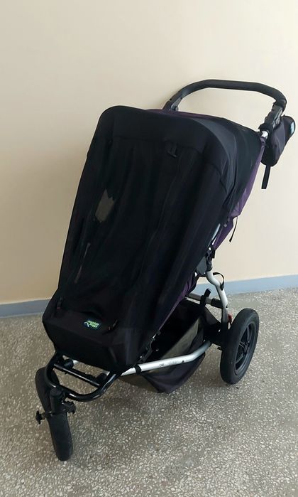 Spacerówka Mountain Buggy Urban Jungle wózek trójkołowy