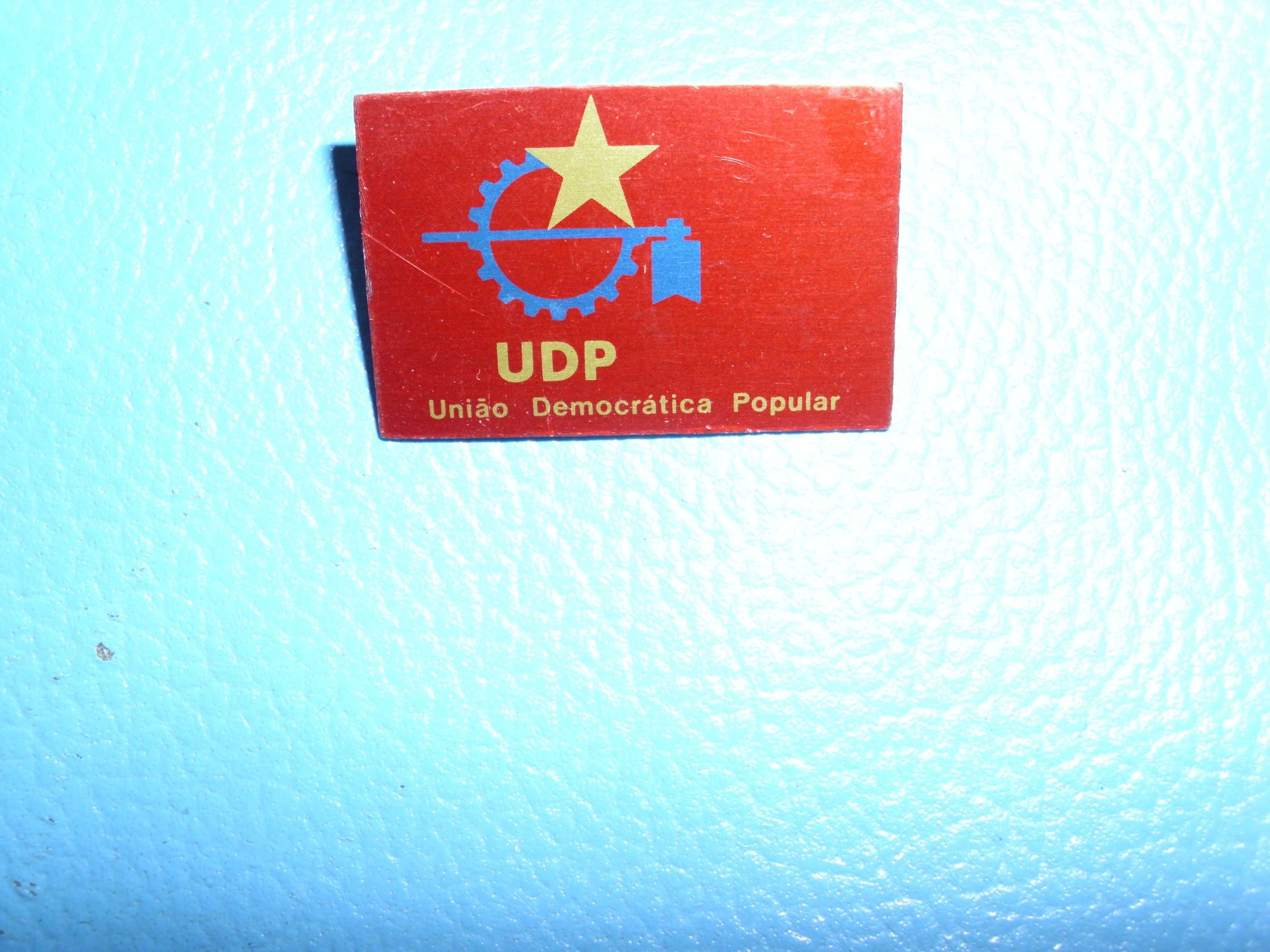 Pin raro de metal do Partido Português UDP de 1974