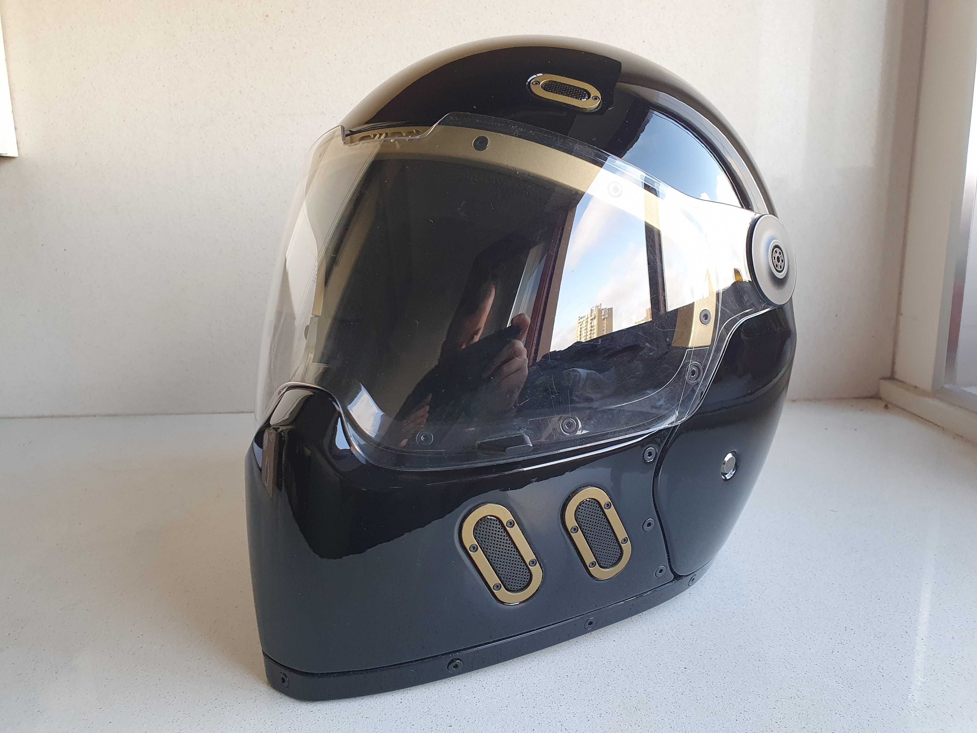 Capacete Qwart Phoenix Carbon Gloss Black