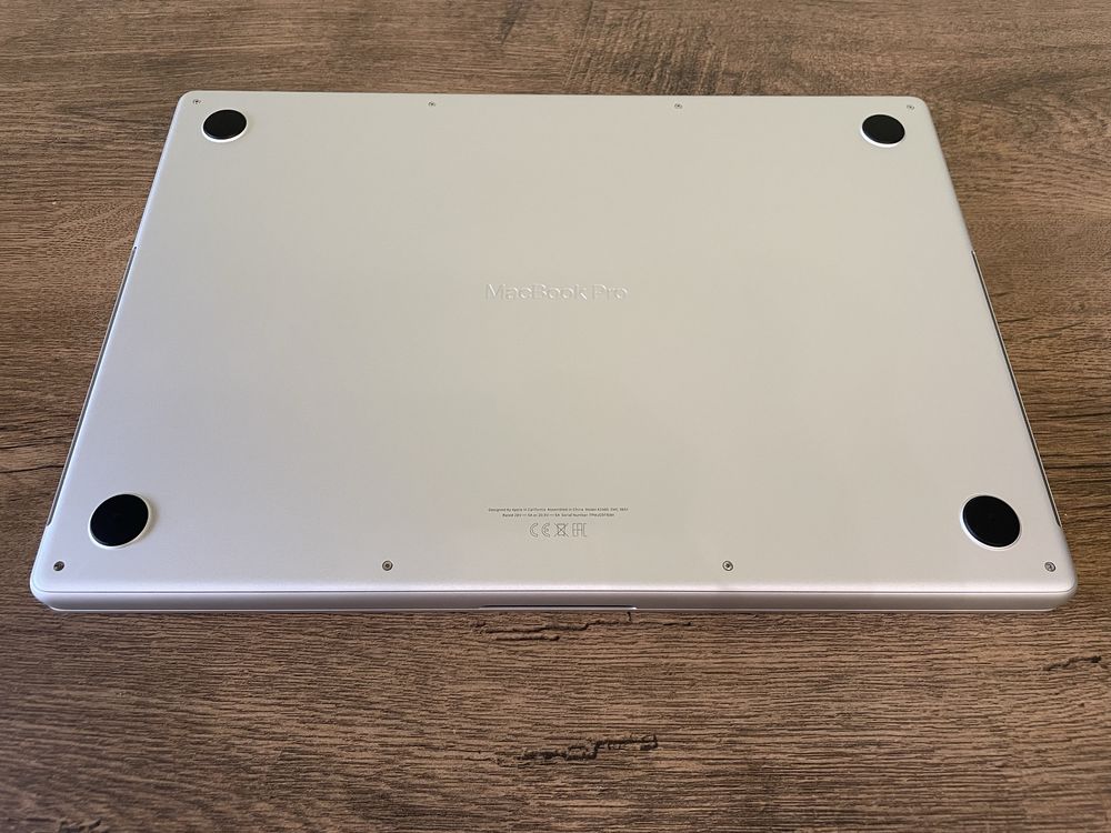 MacBook Pro 16’ M1 Pro 16/512. A2485. Идеальное состояние. Silver.