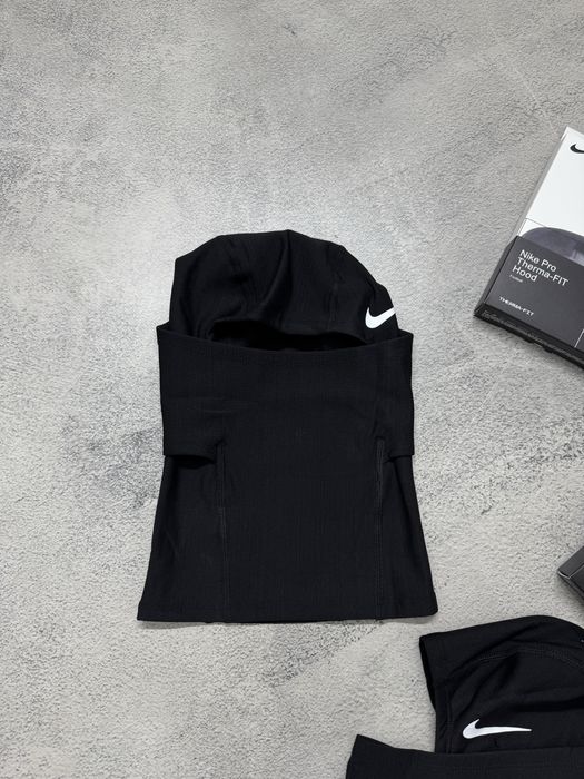 Балаклава Nike Swoosh