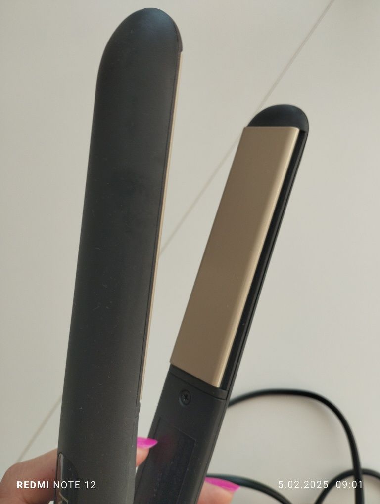 Nowa prostownica Remington ceramiczna