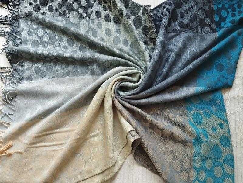 Кашемировый шарф, палантин.