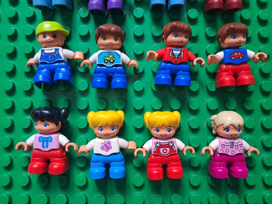 Пластина Lego duplo + чоловічки Лего