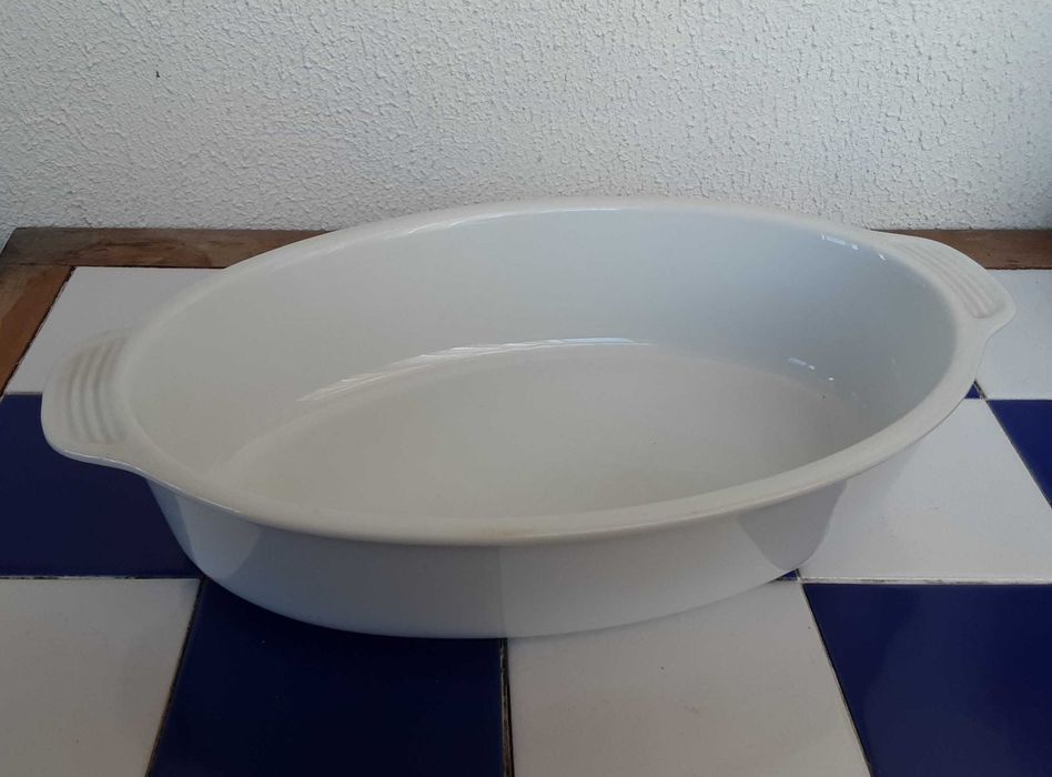 Travessas Oval + Quadrada "Cook & Serve by Vista Alegre" - 10€ cada!