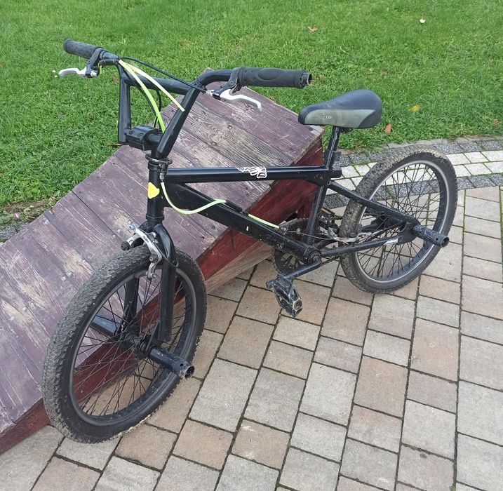 Rower BMX  wyczynowy , Pegi ,20 cali