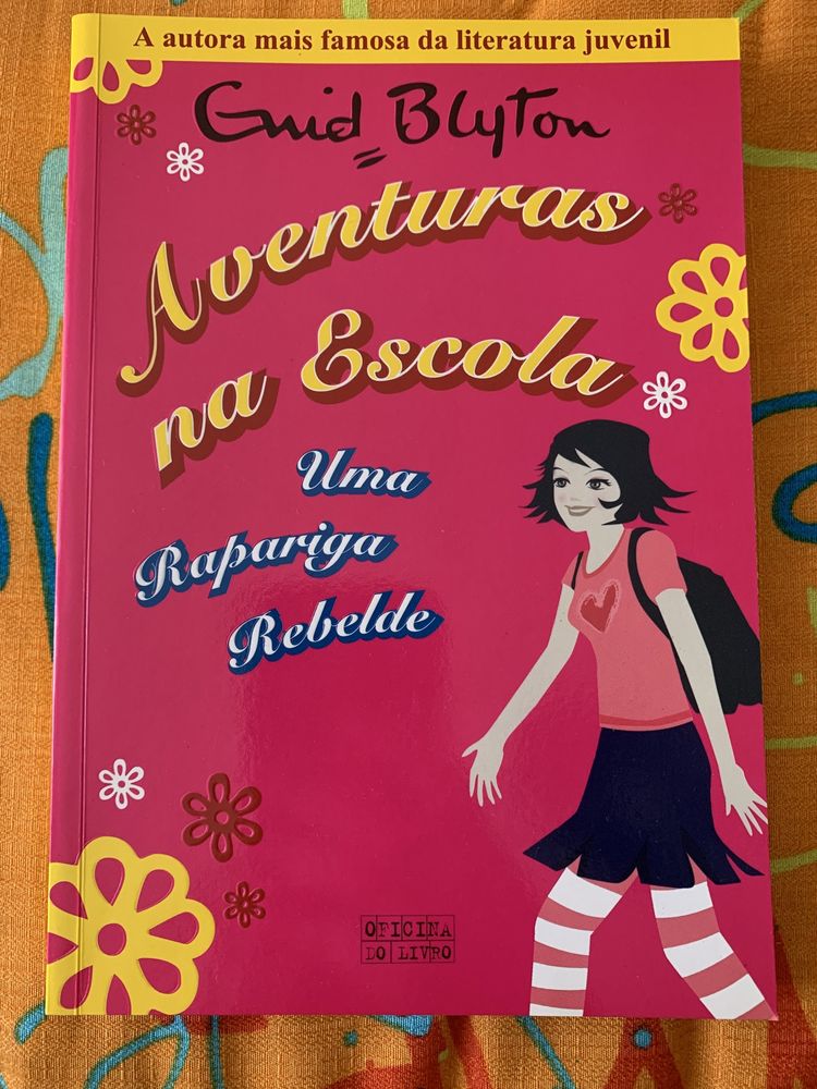 Livro da coleção Uma Rapariga Rebelde