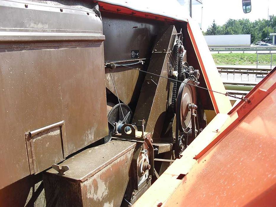 Зерноуборочный комбайн Dronningborg D 7200