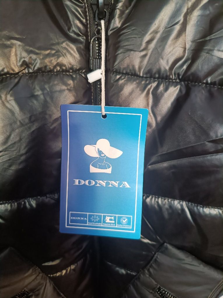 Продам жіночу зимову куртку