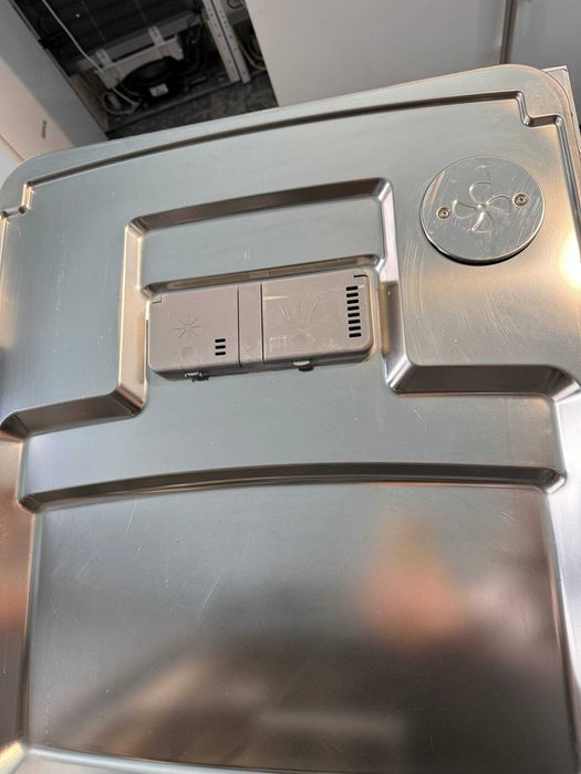 Посудомийна машина б/в Cylinda Розмір: 60/60/60 Вмонтована #07445