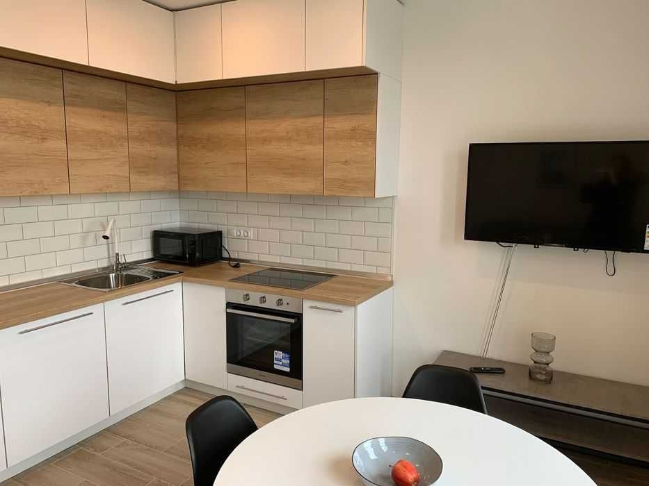 Оренда 2-к студія в ЖК Нивки-парк