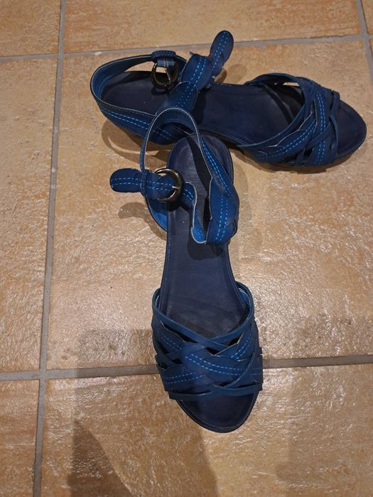 Sapatos altos abertos Mulher