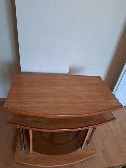 Stolik pod telewizor