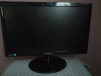 Monitor Samsung SyncMaster SA 300 - opis.