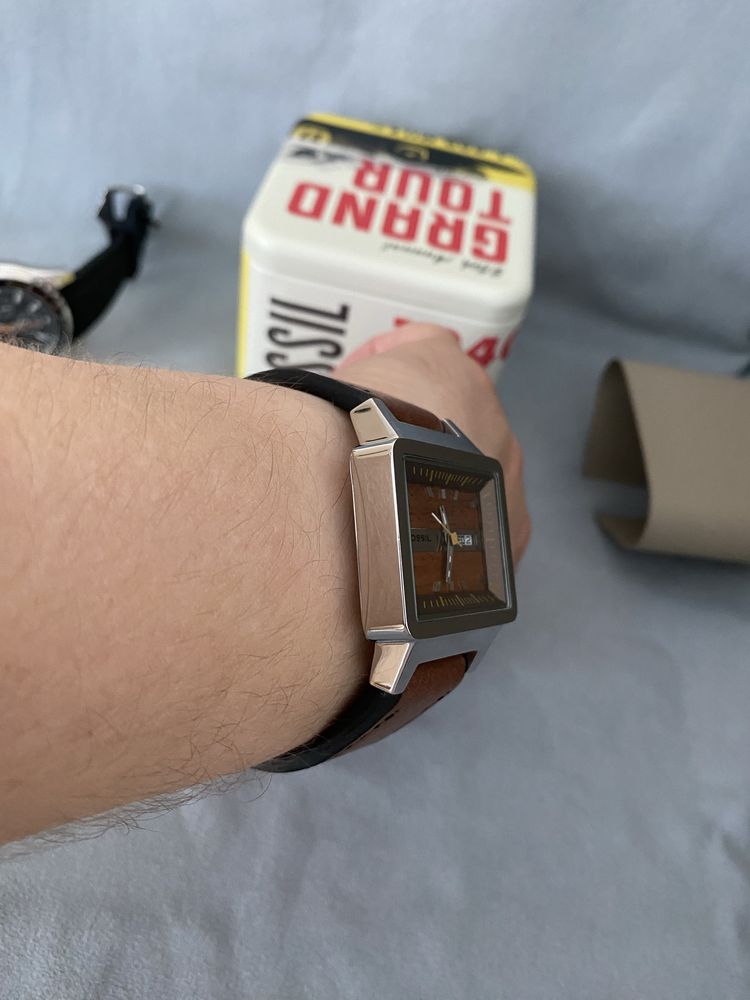 FOSSIL JR-9867 – unikatowy zegarek z lat 90.