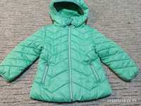 Zimowa kurtka zielona dla dziewczynki Next 104 bdb