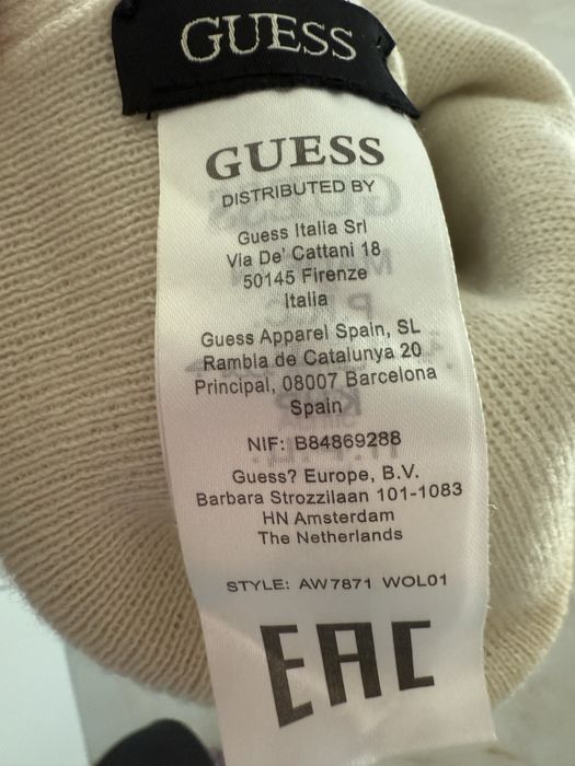 Шапка Guess оригінал