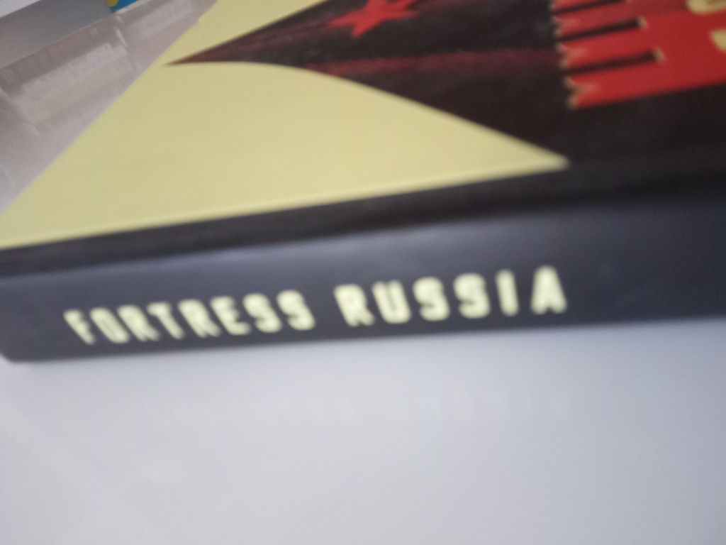Fortress Russia: Conspiracy Theories in the Post-Soviet World - Yablok