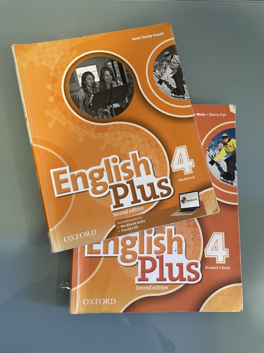 Livros curso de ingles. English Plus 4