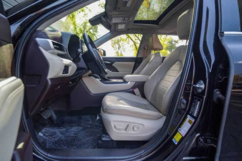 2022 Toyota Highlander Hybrid XLE