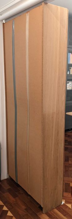 Estante c portas IKEA Billy (entrega grátis em Lisboa)