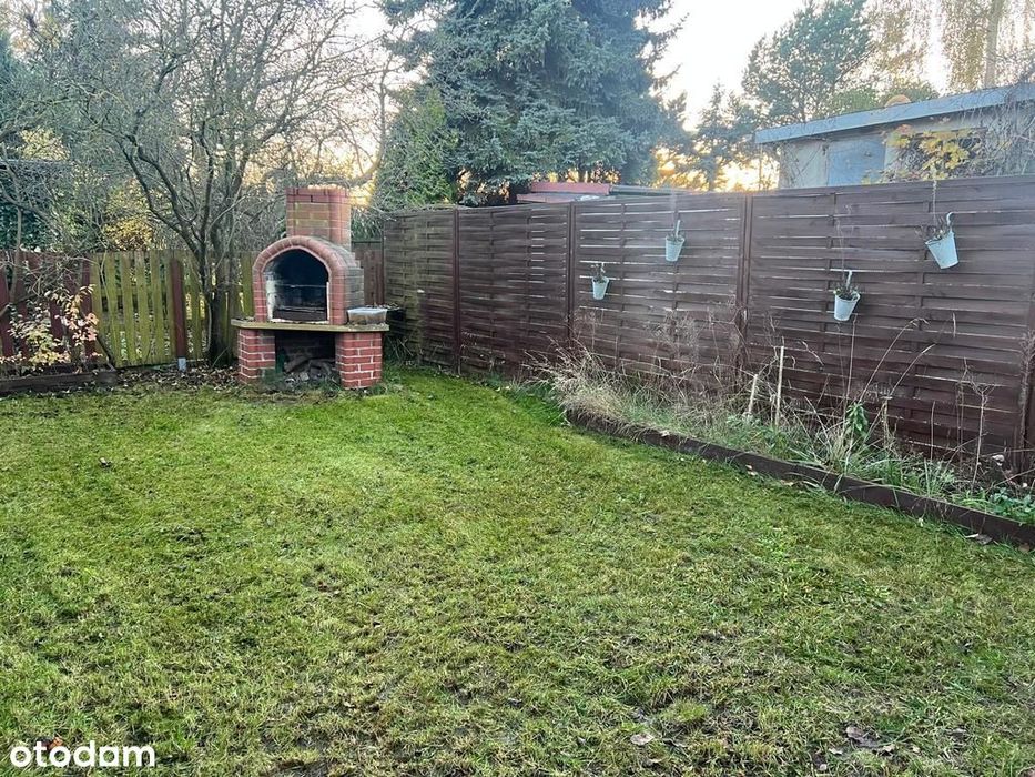 Działka Rod 350 m² z domkiem i ogrodem – Poznań