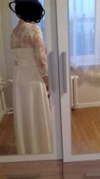 suknia ślubna kolor ecru