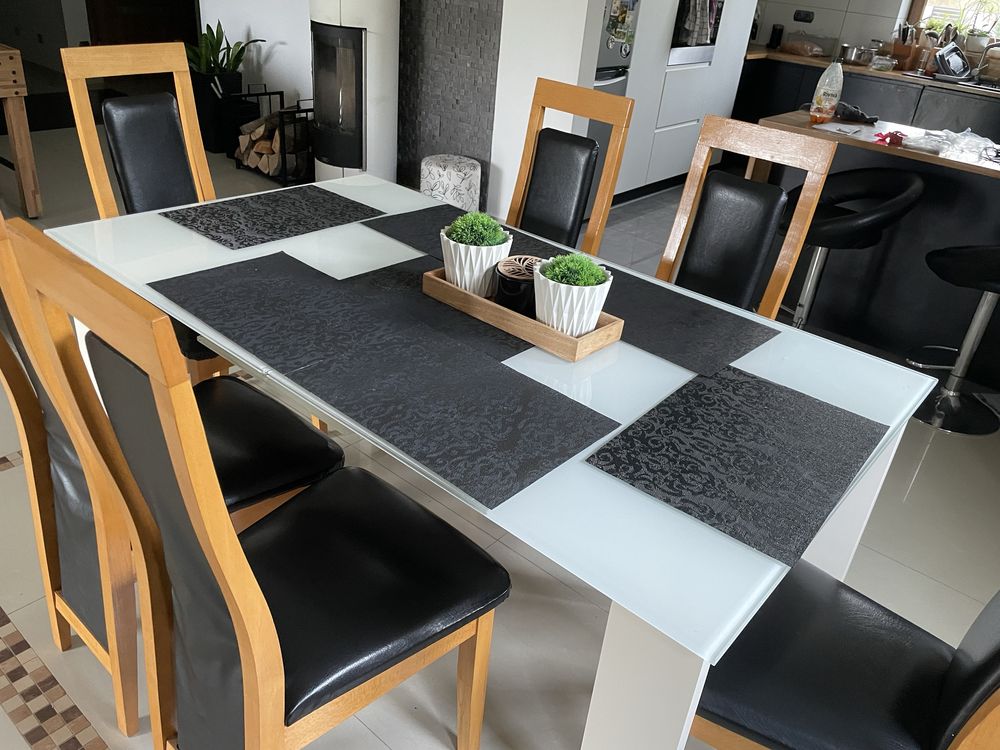 Komplet solidnych drewnianych krzeseł do jadalni salonu 6sztuk