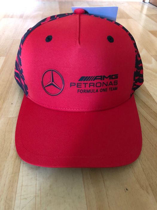 Czapka z daszkiem Mercedes AMG F1 Petronas Chinese New Year 2022