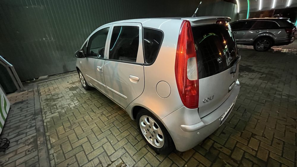 Mitsubishi Colt 2007 року