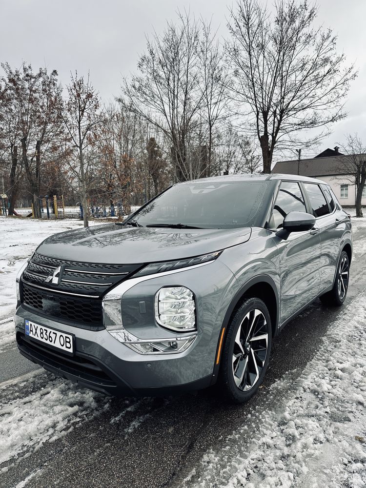 mitsubishi outlander 4 2022/2023