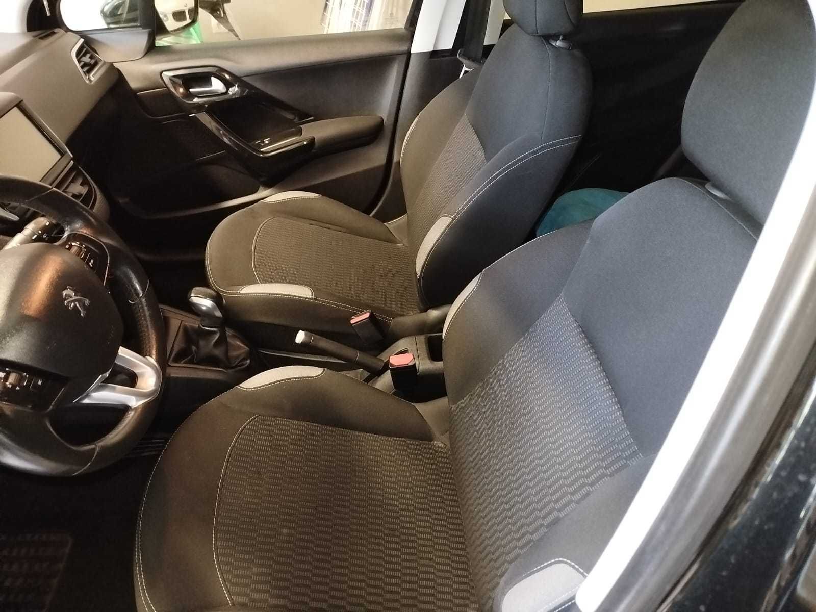 Vendo Peugeot208 style 50000km