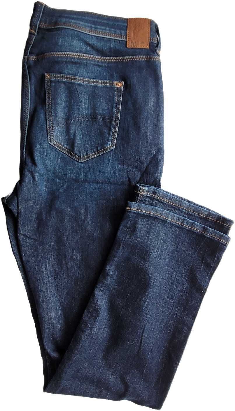 Damskie spodnie jeans EU42.