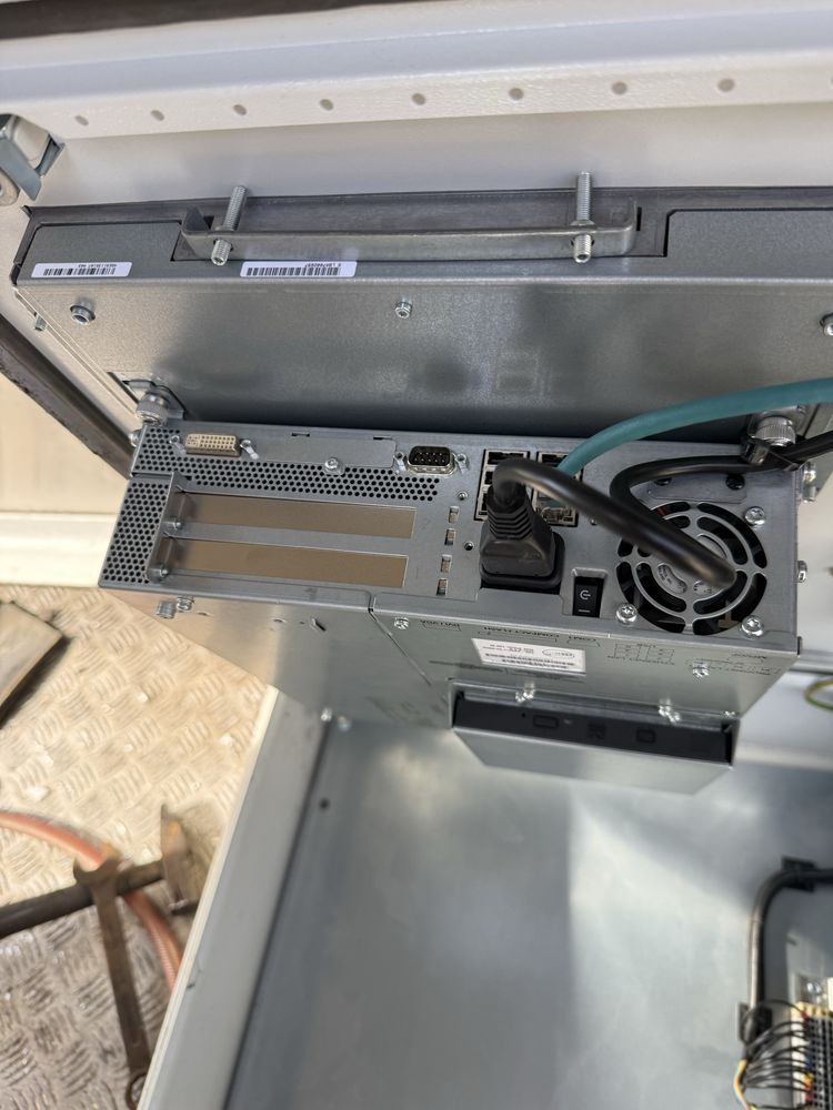 Szafy sterownicze , panel ( rentgen samochodowy ) siemens / hirschmann