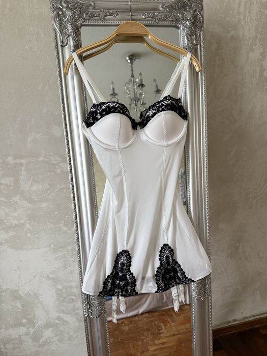 Корсет з підвʼязками 34 B