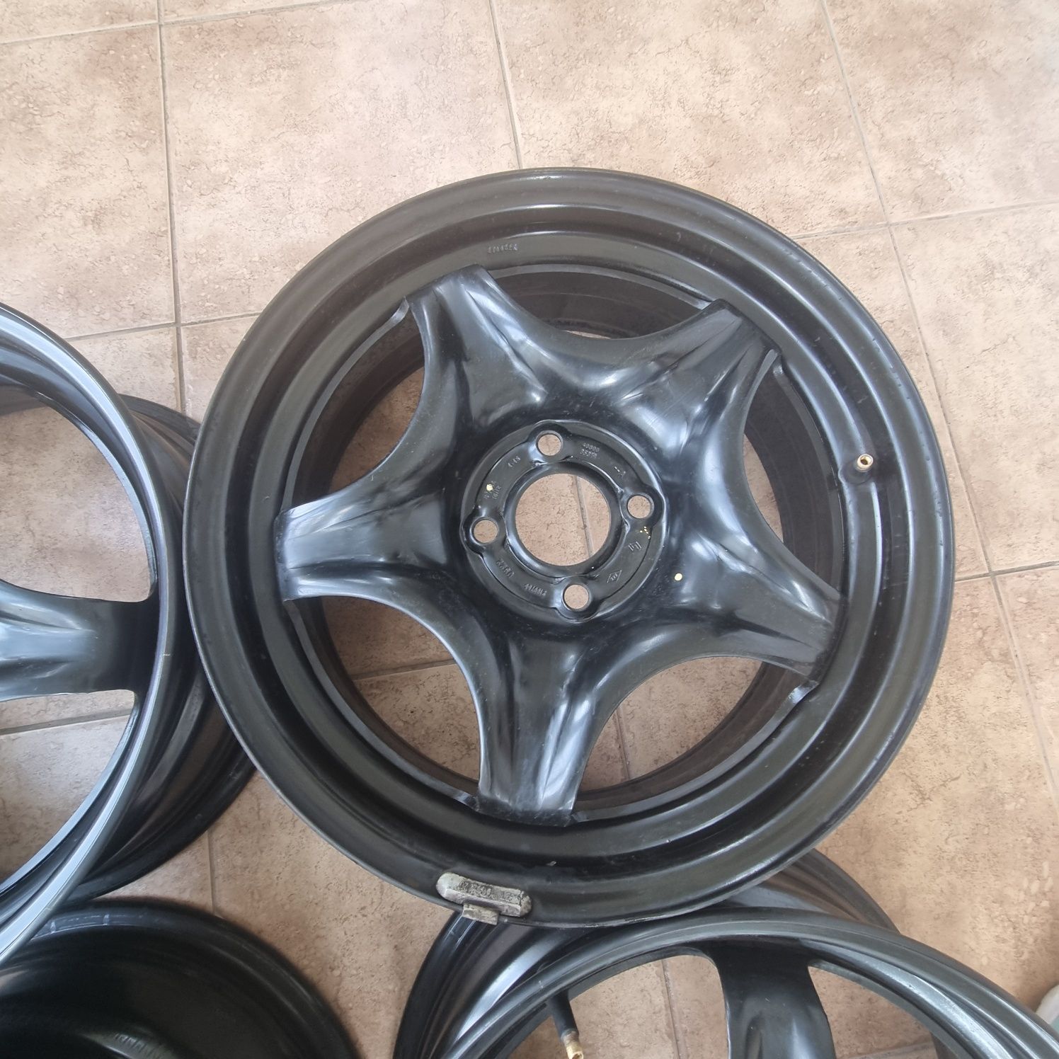 Диски Renault,Dacia,Nissan R16 4x100 6.5j ET45 ЦО60.1 оригінал
