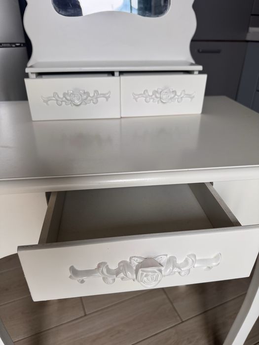 Дитячий туалетний столик bonro