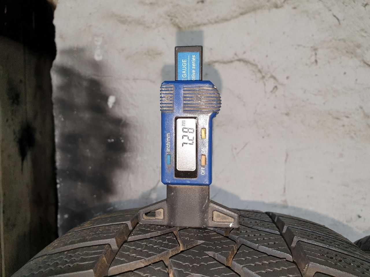 Dwie Opony zimowe 215/55R16 7,2mm Semperit Speed-Grip 3