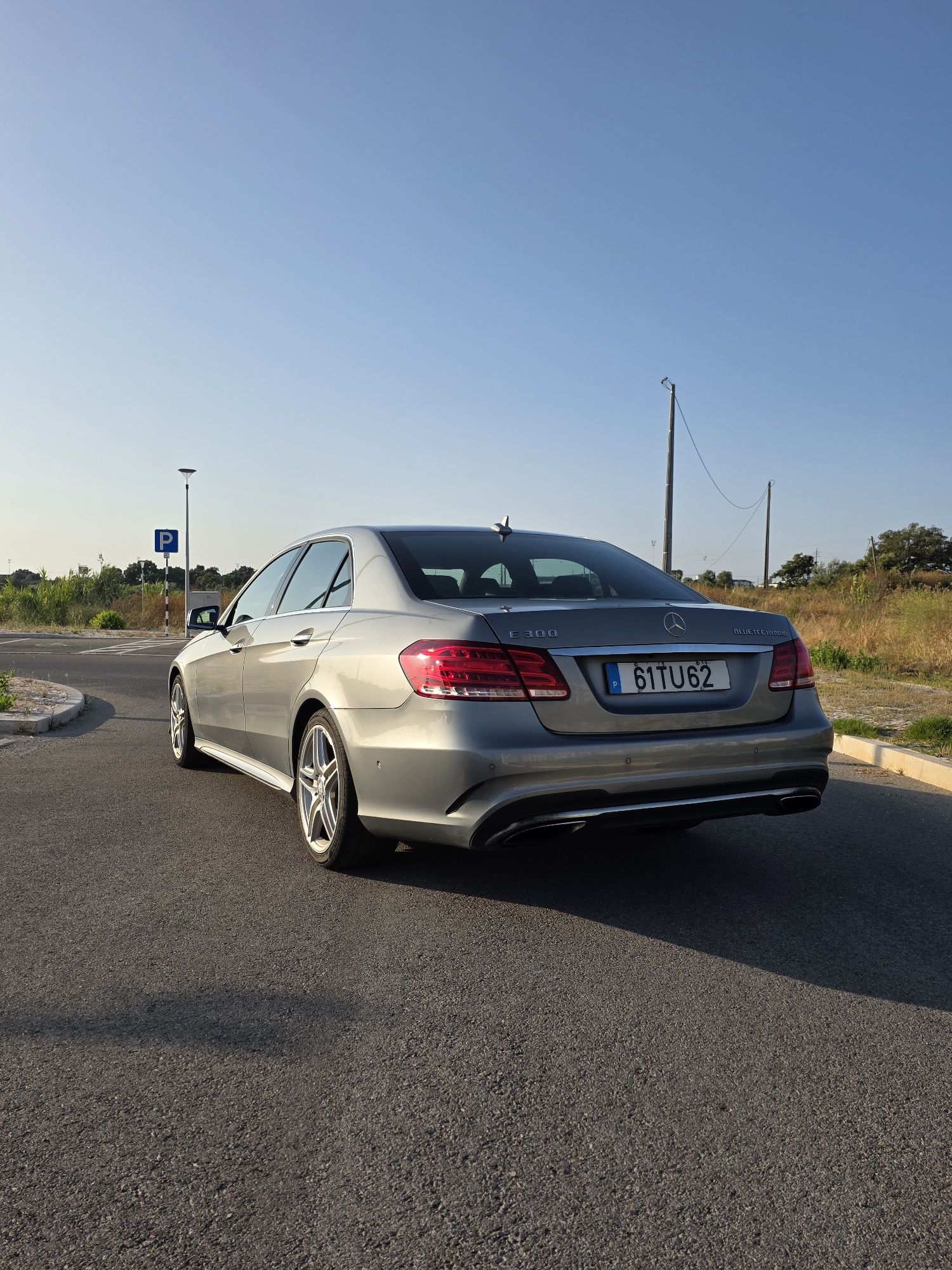Mercedes e300 hybrid pack amg